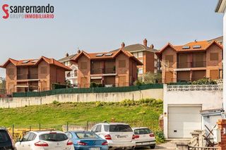 Casa adossada a Suances