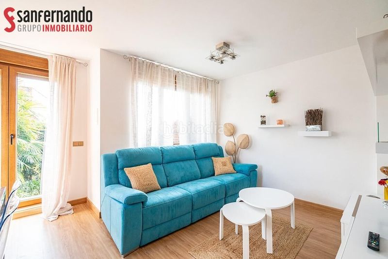 Foto acb24fc2-9727-4963-acff-6d61357c6b0b. Casa adossada amb calefacció aparcament a Suances