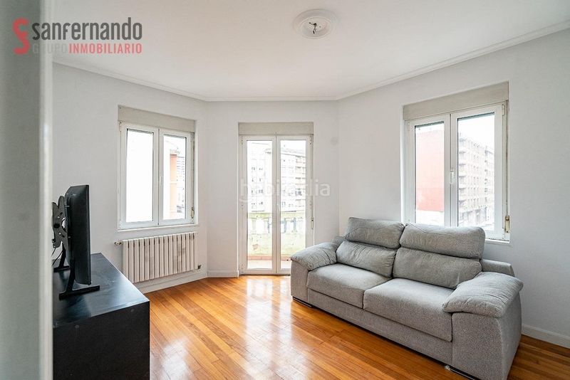 Foto 75e1e055-7037-48ff-b99a-24c482bd5fa2. Piso  en el centro en El Parque - Zapatón Torrelavega