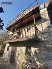 Casa a Barrio barrio vejoris 71. Casa de piedra con encanto para reformar en vejorís
