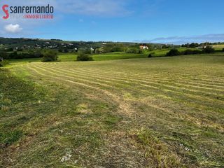 Terreny residencial a Suances. Exclusiva parcela urbana cerca de suances, naturaleza y mar.