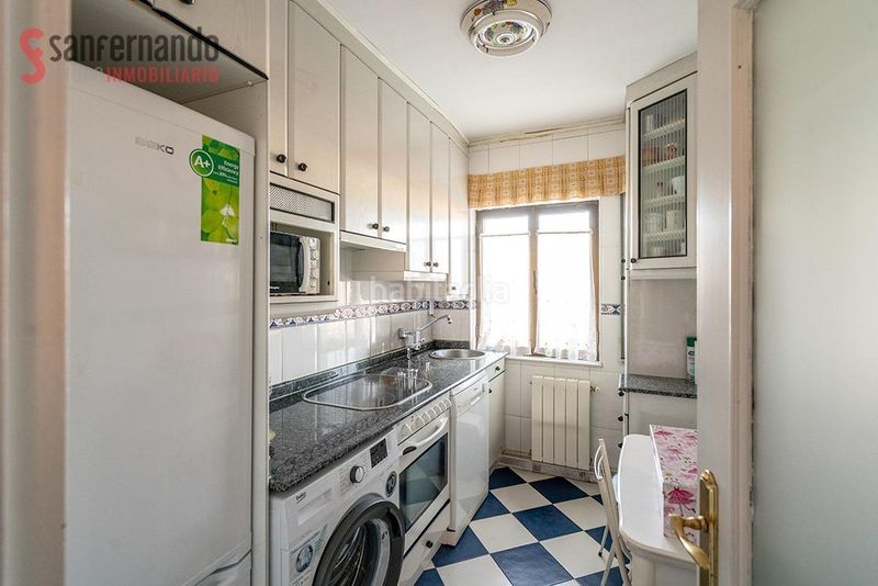 Foto 62f7b88b-96a8-428a-a2e6-588dc65416c6. Piso  a la venta en la zona de la calle alta con ascensor en Santander