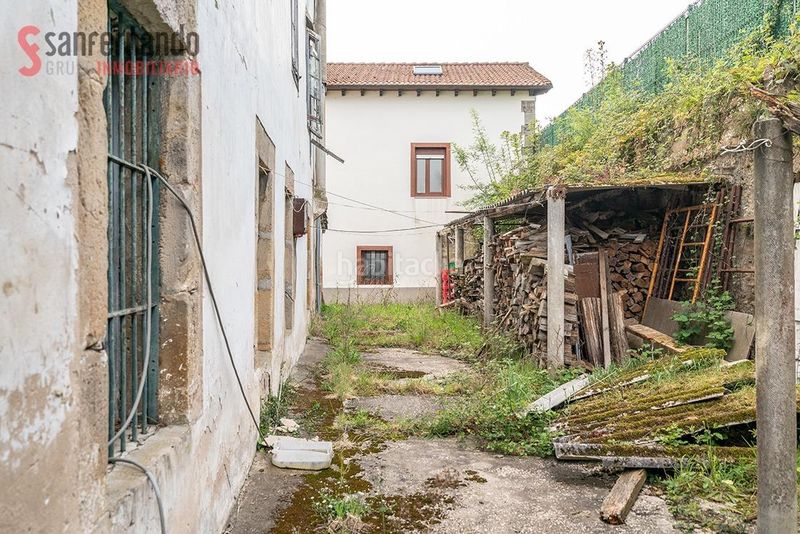 Foto 2b7e1d37-3294-4f90-9150-74574461e454. Edificio in Corvera de Toranzo