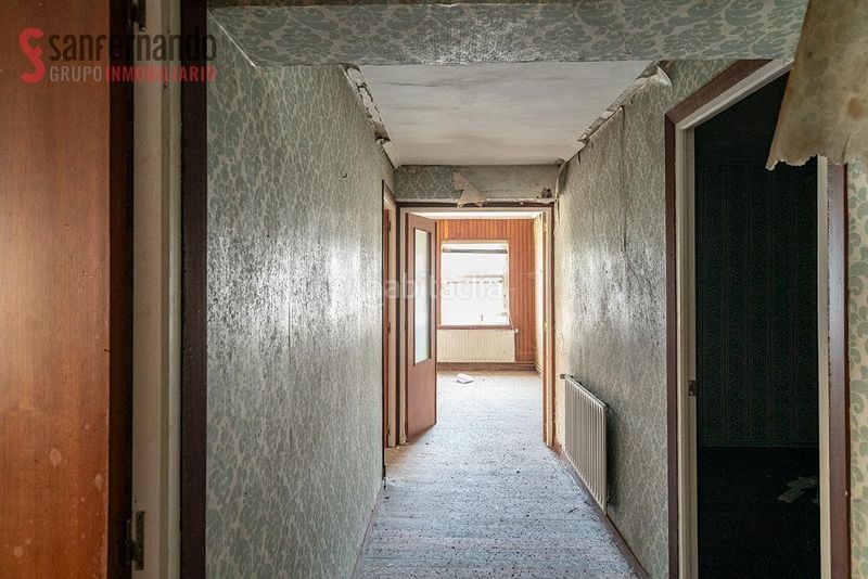 Foto 46940d57-84a9-4c77-9c1f-39f97bee0aea. Edificio in Corvera de Toranzo