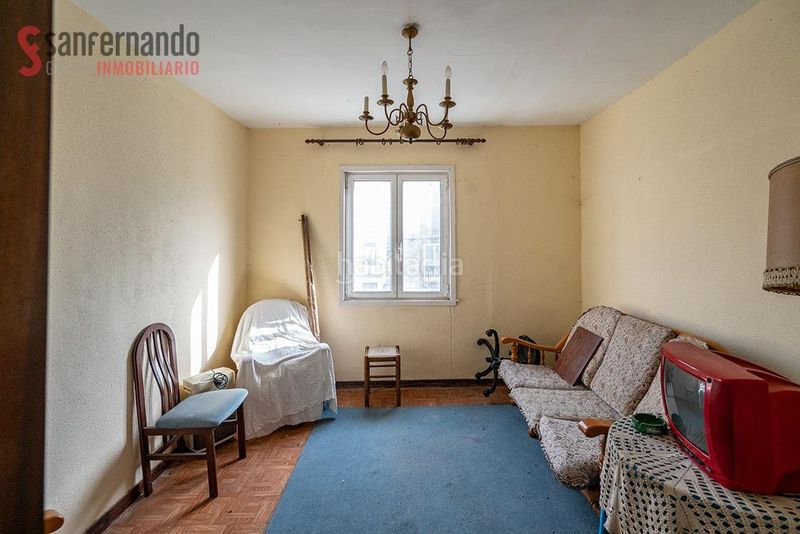 Foto c48b96ee-8c25-4b82-847a-2fe3bb659c7a. Edificio in Corvera de Toranzo