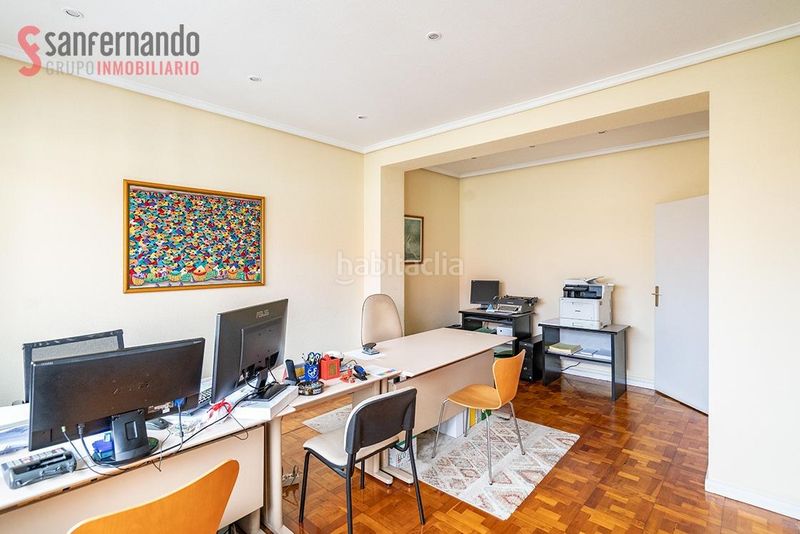 Foto c76d419f-44ce-496a-b7ec-776f5d889e17. Pis a Centro Torrelavega