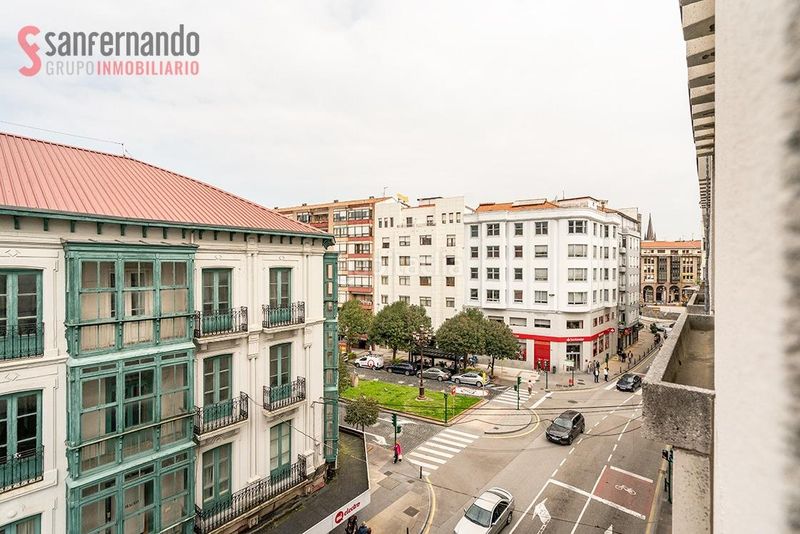Foto fac5a285-4060-46f8-9259-6acde08cfa6d. Pis a Centro Torrelavega