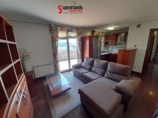 Miete Dachwohnung in Bezana - Prezanes. Se alquila ático con terraza en santa cruz de bezana, para larga