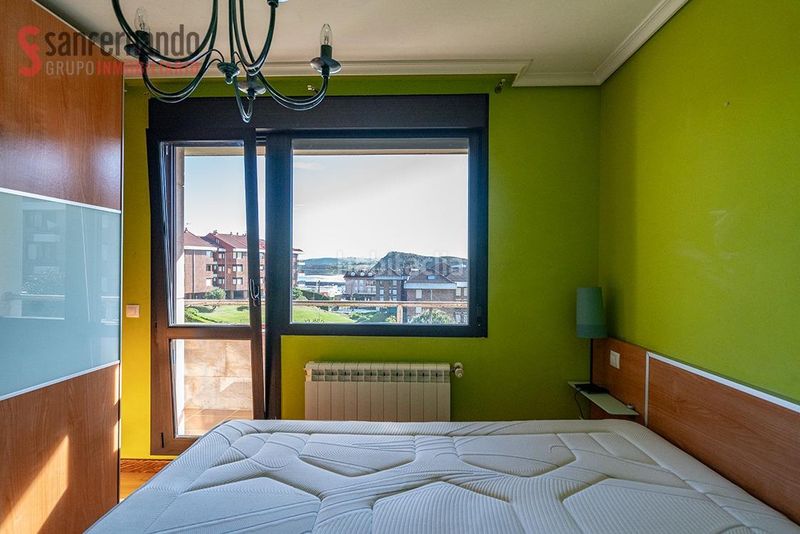 Foto f9f660d7-4ca6-417b-acc1-fc12bb2a7e7a. Planta baixa amb calefacció aparcament a Suances