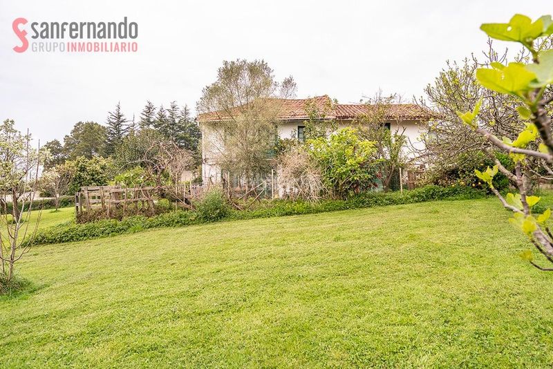 Foto 7fdc7ce7-b827-4fe2-879f-83b5f29deda1. Masia amb aparcament a Inmobiliaria - Barreda Torrelavega