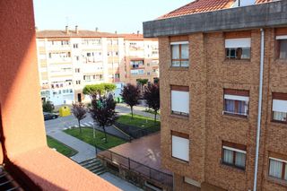 Location Appartement à Cartes. Piso de 2 dormitorios en santiago de cartes