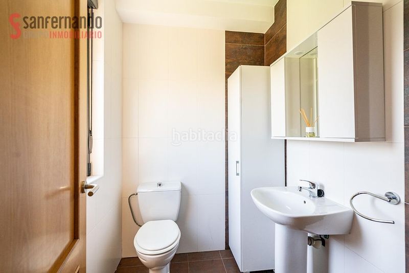 Foto a0398a53-a2ff-4bde-bbec-e1c92b302084. Casa adossada amb calefacció aparcament a Cudón Miengo