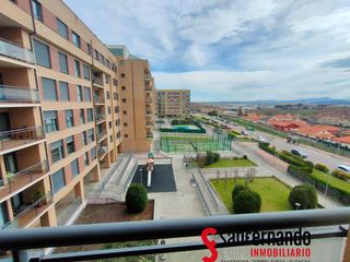 Affitto Appartamento  Calle luis quintanilla isasi. Se alquila piso  de tres habitaciones, garaje y trastero en urba
