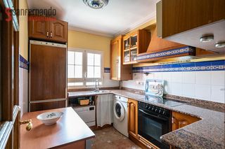 Pis  Grupo virgen del camino. Piso en la zona de general dávila