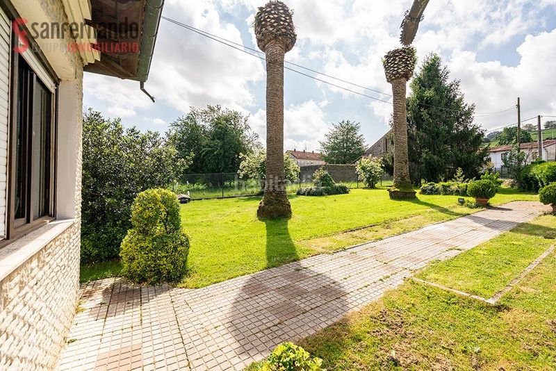 Foto ca365a53-b60e-4461-b807-80adc9fc83df. Casa amb calefacció aparcament a Reocín