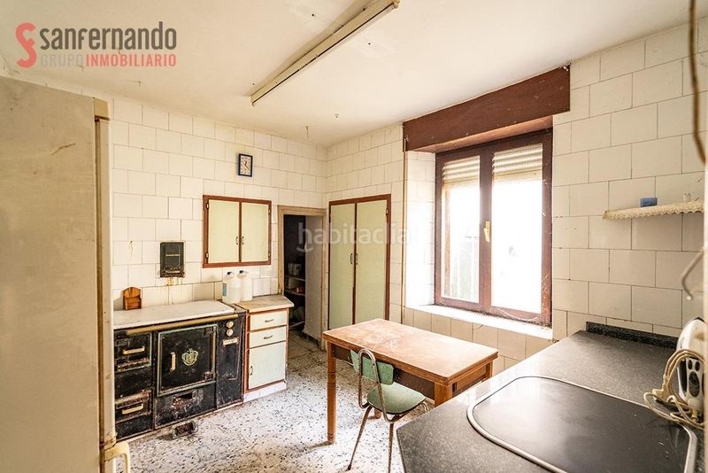 Foto 6f6c35da-7e95-4f2d-8c40-0020a522995c. Casa amb aparcament a Oruña Piélagos