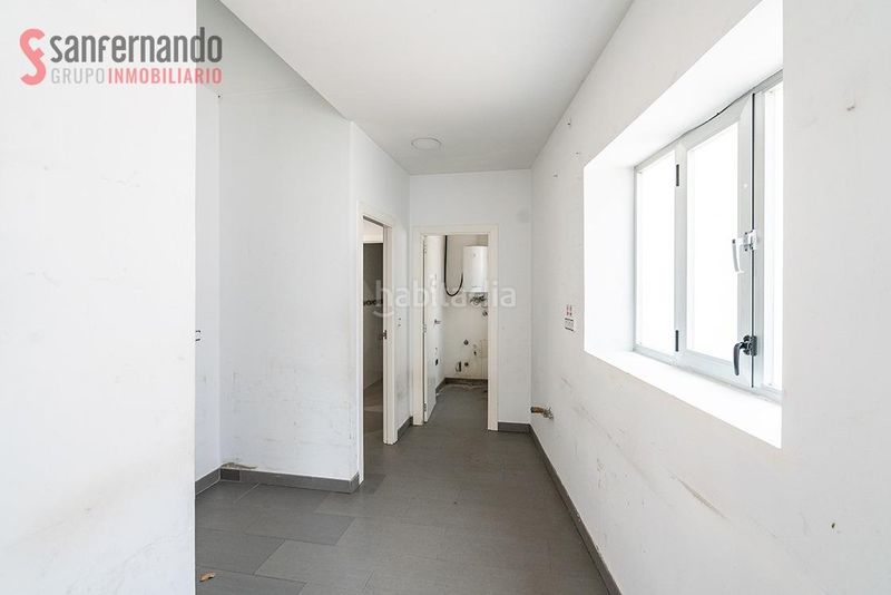 Foto 5d616f89-95e1-4fac-9c33-80644daea0d6. Local comercial a Centro Torrelavega