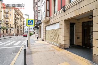 Miete Geschäftsraum  Jose maria pereda. Alquiler con opción a compra local comercial de 230 m2 mas 95m2