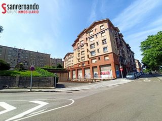 Rent Flat in Los Castros. Vivienda completamente exterior en alquiler en avenida de los ca