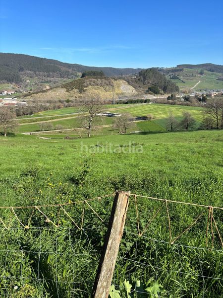 Foto 6b835e2d-c629-48b9-b64a-d44a37e73b9a. Finca rústica a Castañeda