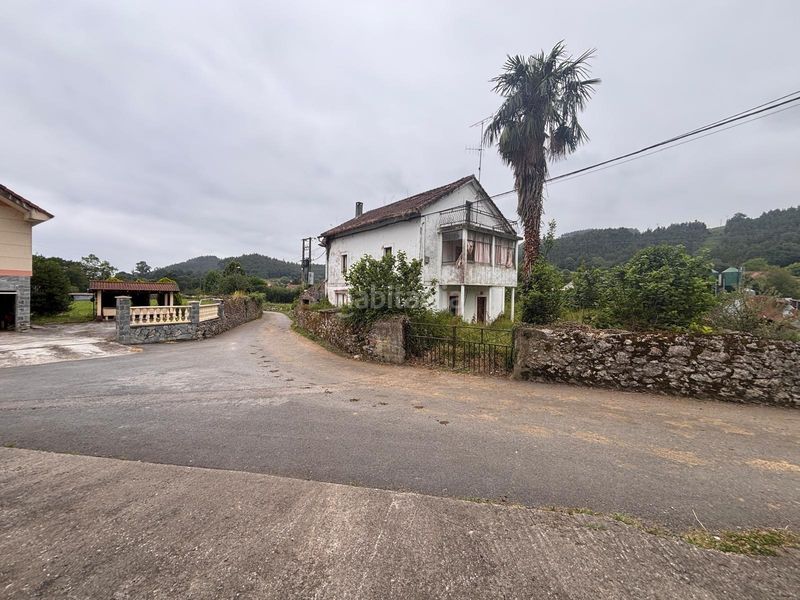 Foto a3738e74-406a-4758-9012-289c7e5d36dd. Casa amb aparcament a Voto