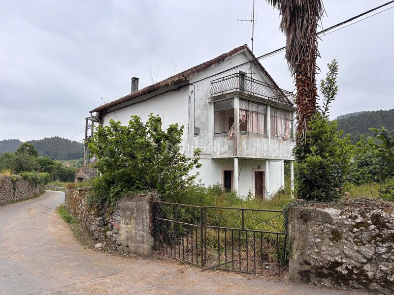 Foto dc9063ec-111f-4016-941e-6e27579434c5. Casa amb aparcament a Voto