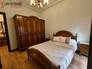 Rent Flat in El Parque - Zapatón. Piso de tres habitaciones torrelavega