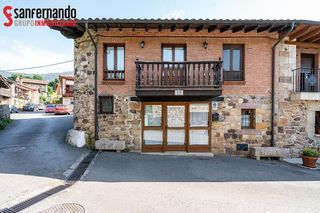 Haus in Corrales de Buelna (Los). Casa de piedra en coo los corrales