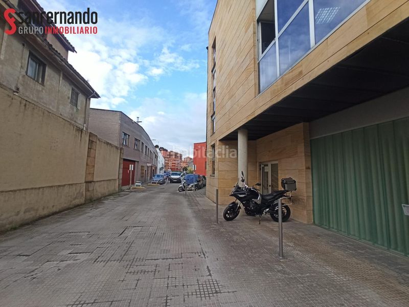 Foto 537233f9-2df4-4939-87b8-bb284aa3f8ff. Aparcament cotxe a Alisal - San Román Santander