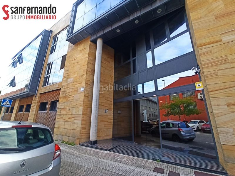 Foto cf569215-c734-4dcf-aebc-768f04f19e57. Aparcament cotxe a Alisal - San Román Santander
