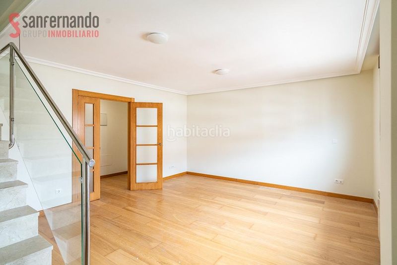 Foto ebd21dc5-4593-4846-9225-2c554ed4f216. Dúplex amb calefacció aparcament piscina a Peñacastillo - Nueva Montaña Santander