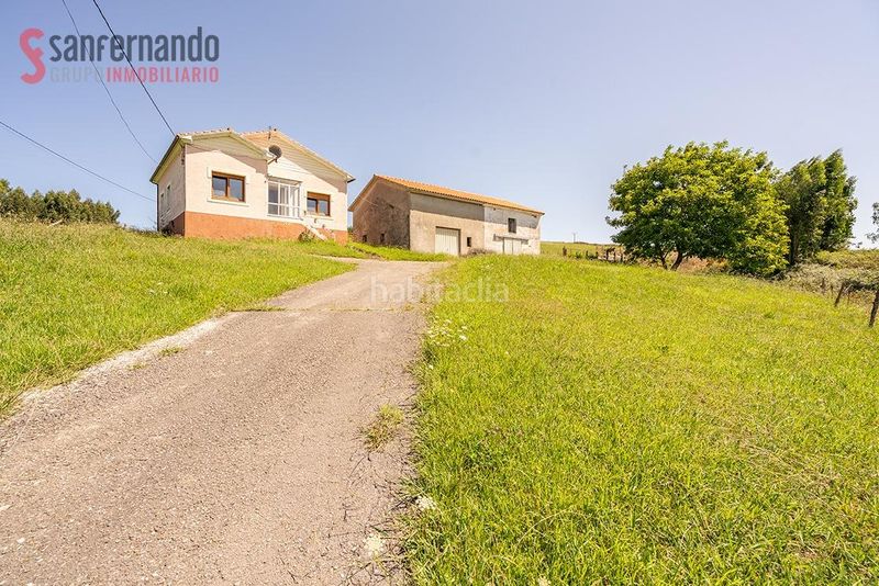 Foto ab0aff48-6a7e-45f2-a875-ef5946e8ae01. Casa a Cudón Miengo