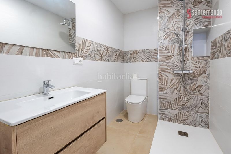 Foto cb8a0c35-38c0-4b00-b773-4f9c8beb399f. Pis amb calefacció aparcament a Suances