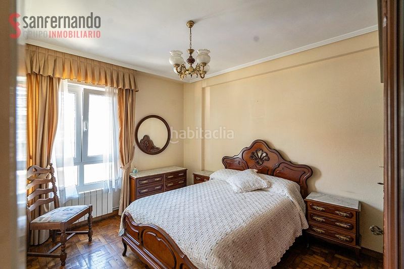 Foto 3e13aa86-6d47-4460-976d-b16956b20ad5. Piso oportunidad en el centro ! piso luminoso de 3 habitaciones con ascensor, sin barreras arquitectónicas en Torrelavega