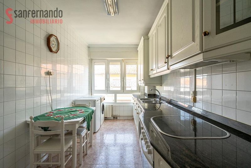 Foto 7bd6e733-218f-4a9a-ad17-51c6466058f4. Piso oportunidad en el centro ! piso luminoso de 3 habitaciones con ascensor, sin barreras arquitectónicas en Torrelavega