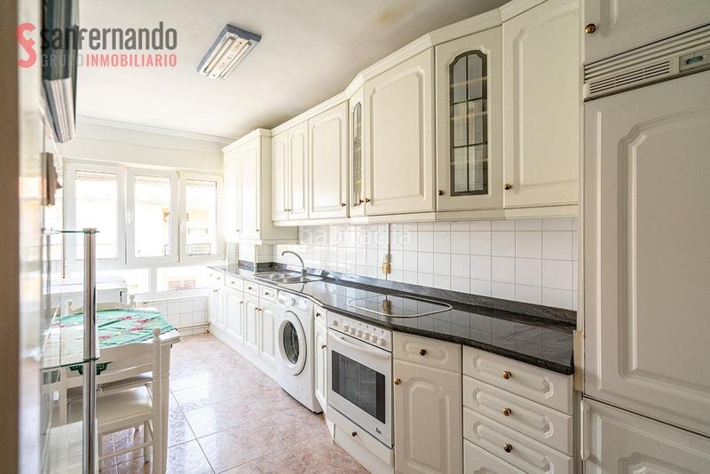 Foto 8762919c-d27c-44d0-9dd4-141a95960e43. Piso oportunidad en el centro ! piso luminoso de 3 habitaciones con ascensor, sin barreras arquitectónicas en Torrelavega