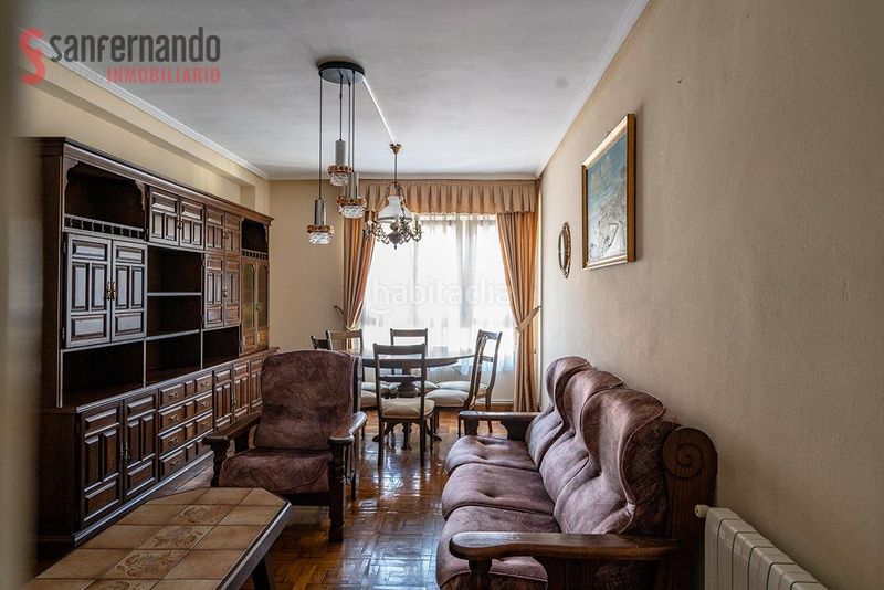 Foto aea24320-a712-4770-bc47-ae00a0b6f007. Piso oportunidad en el centro ! piso luminoso de 3 habitaciones con ascensor, sin barreras arquitectónicas en Torrelavega