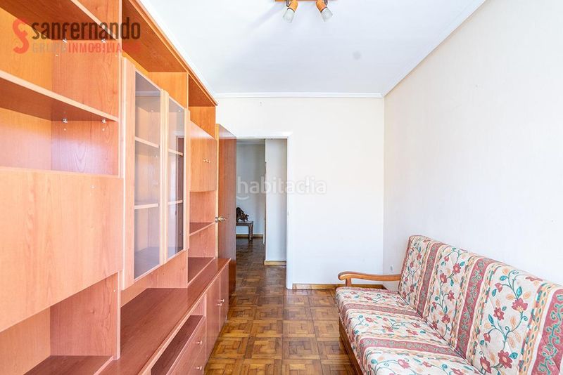 Foto f82535ad-1c74-444d-acda-44afb1e49093. Piso oportunidad en el centro ! piso luminoso de 3 habitaciones con ascensor, sin barreras arquitectónicas en Torrelavega