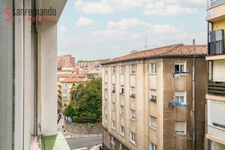 Pis  Calle guevara. Piso en el centro de santander con ascensor