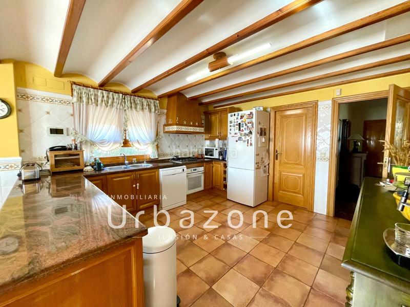 Foto 441e0e07-8efc-479a-90a5-c18253a021de. Casa chalet independiente Centro en Centro Mutxamel