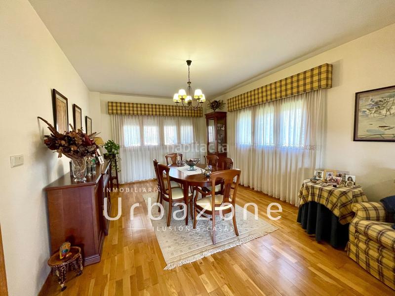 Foto b0d4c21d-4660-4019-828e-b303665e6fd6. Casa chalet independiente Centro en Centro Mutxamel