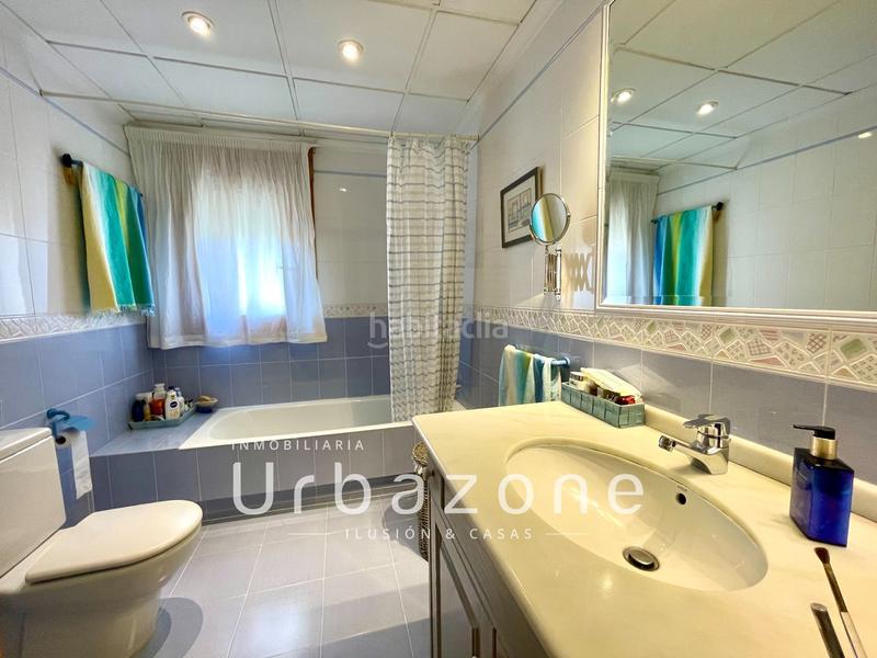 Foto b1d767e4-aeff-4036-996c-823b6385de15. Casa chalet independiente Centro en Centro Mutxamel