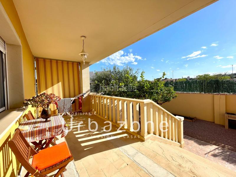 Foto ee5e9593-dfeb-4a39-bfe9-def236506458. Casa chalet independiente Centro en Centro Mutxamel