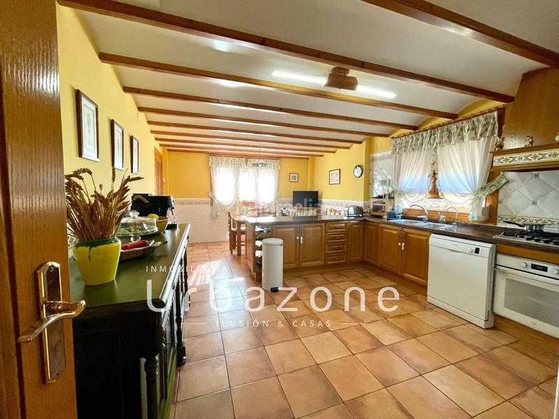 Foto fbb47c70-25de-46a0-8b8d-63c8fa1d3fcd. Casa chalet independiente Centro en Centro Mutxamel