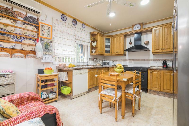 Foto 741b6781-c043-4718-9499-bfe968150f85. Casa en ferrandiz 4 chalet independiente en la almajada en Mutxamel