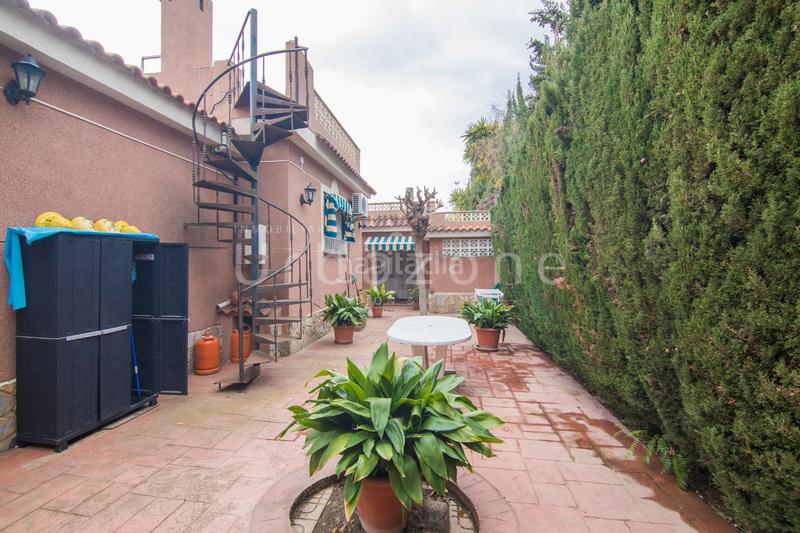 Foto b0b30eb2-297b-4a3d-9f22-f8fe20309c06. Casa en ferrandiz 4 chalet independiente en la almajada en Mutxamel