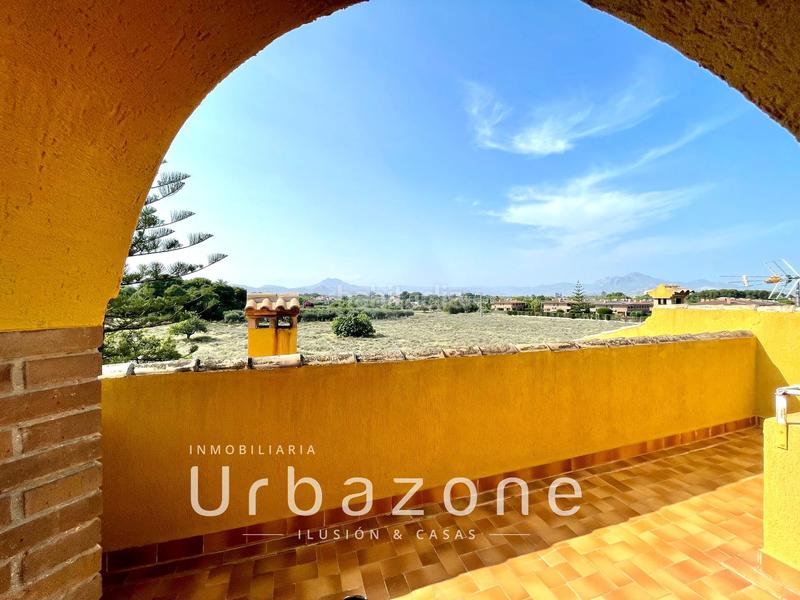 Foto 5cc7b96d-c9cd-4702-9a5b-e4565f5f2288. Casa in acuario 9 in Almajada-Ravel Mutxamel