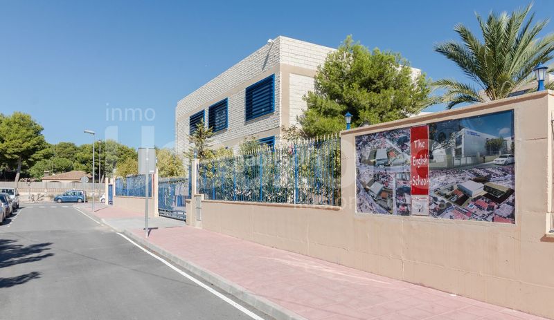 Foto 860d81dc-7bc4-49e9-90b6-6763e8a36d9b. Casa a de les paulines 15 a Almajada-Ravel Mutxamel
