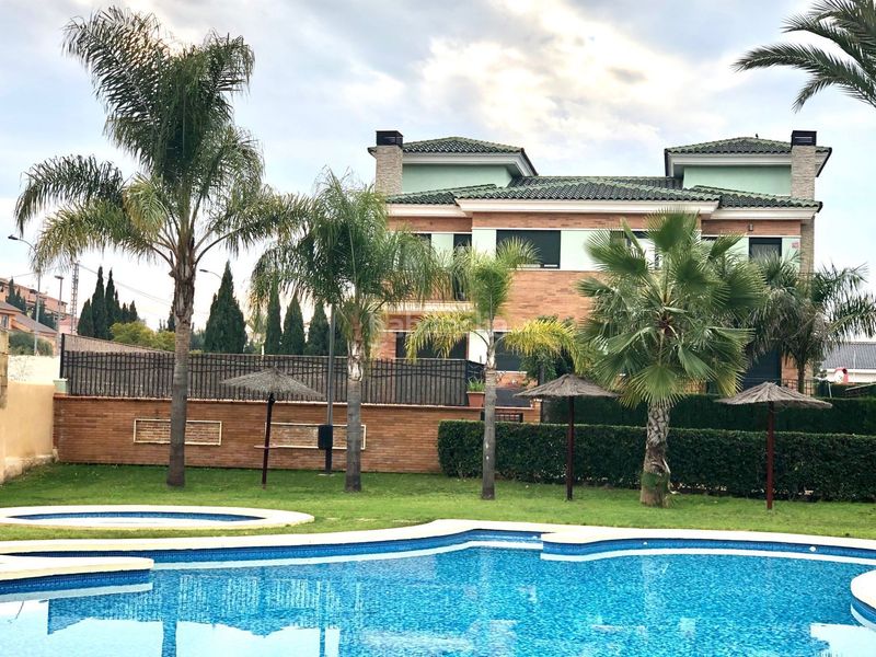 Foto ea6f5302-341a-4d79-b05e-9517424260f2. Casa a de les paulines 15 a Almajada-Ravel Mutxamel