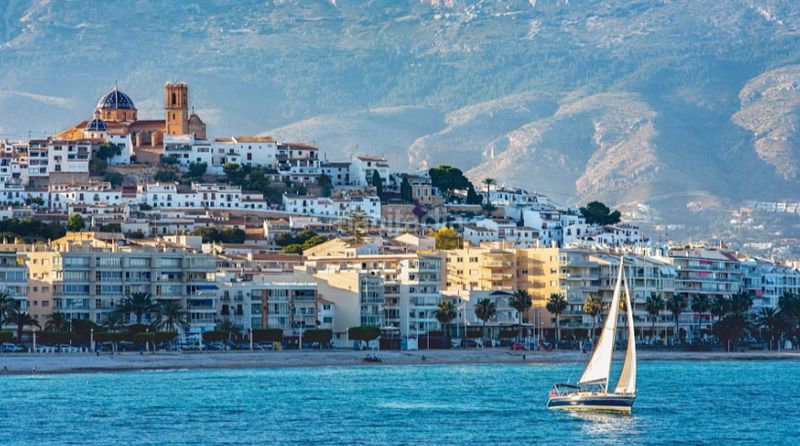 Foto ed354263-ff3a-4e90-8740-f1ed05427549. Casa a media a Altea la vella Altea